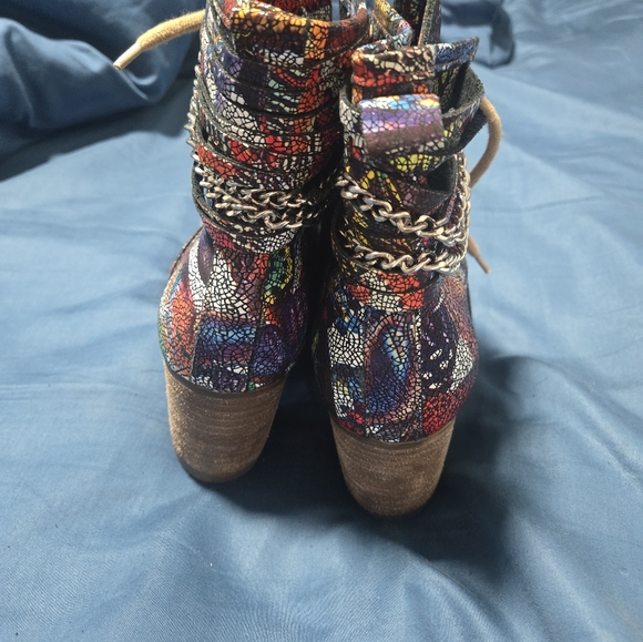 Booties - Picture 5 of 7